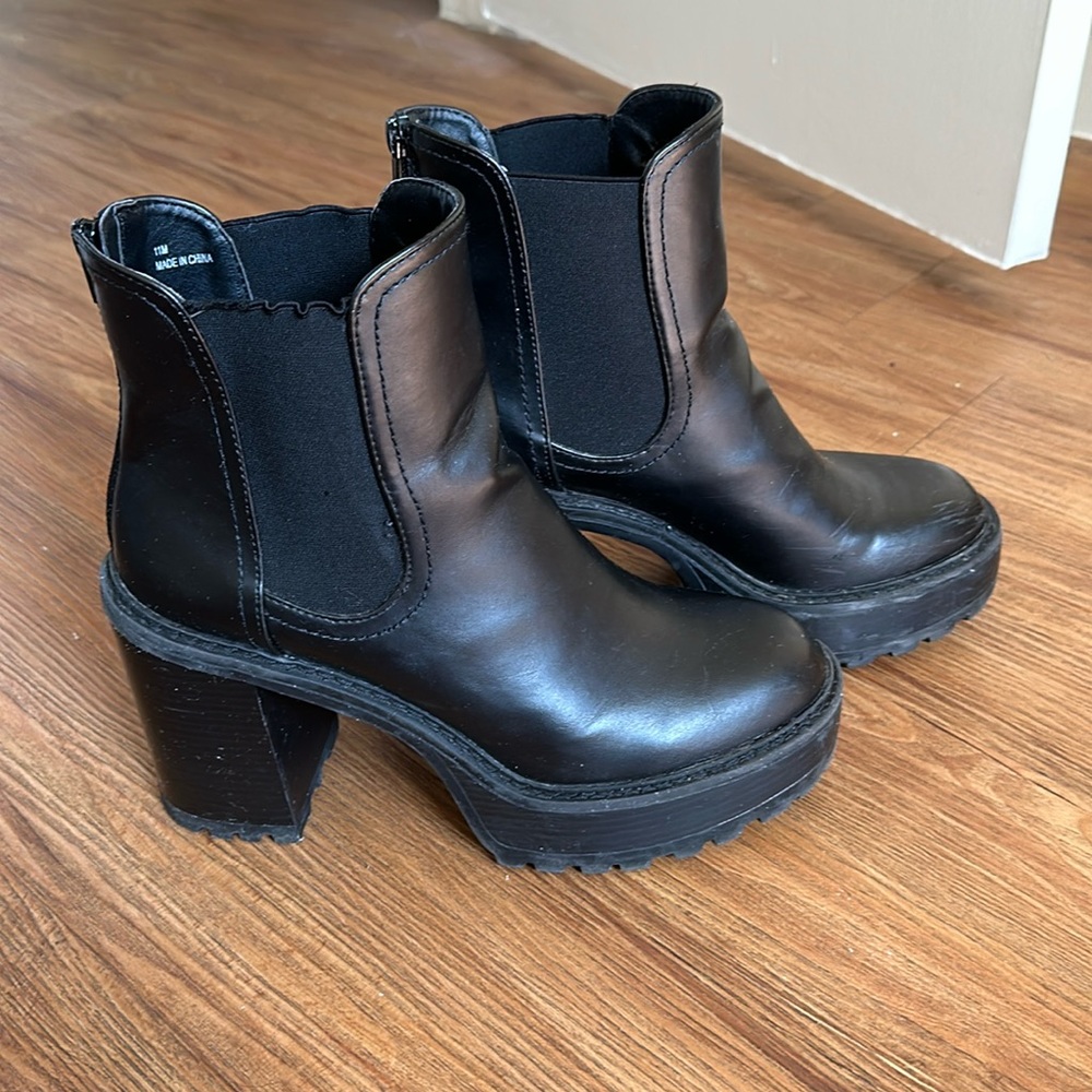Madden Girl Chunky Boot